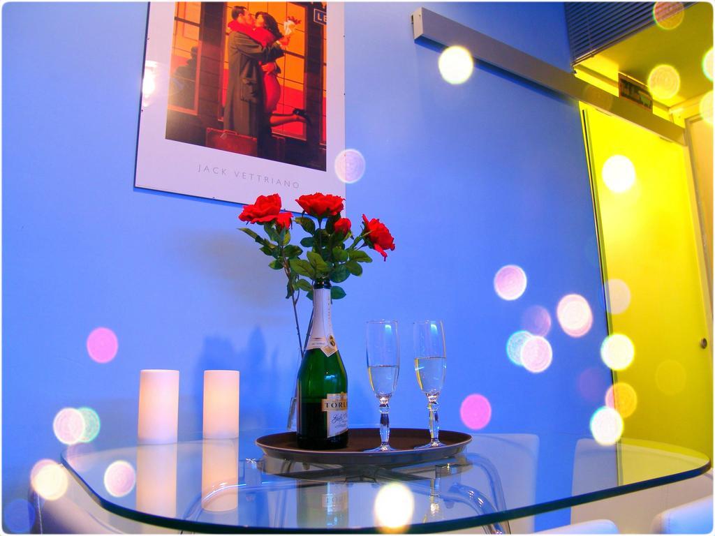 My First Apartment Budapest Room photo
